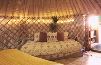 Foto 2 - Mushroom Yurt set in 4 Acres of Woodland and Lakes