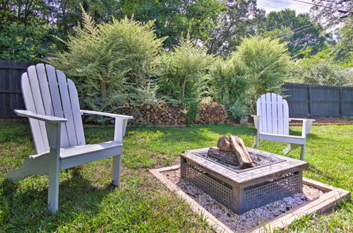 Photo 28 - Lovely Mtn Cottage w/ Hot Tub, BBQ & Fire Pit