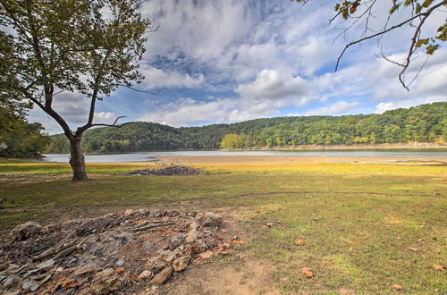 Photo 3 - Lakefront Table Rock Home With Fire Pit