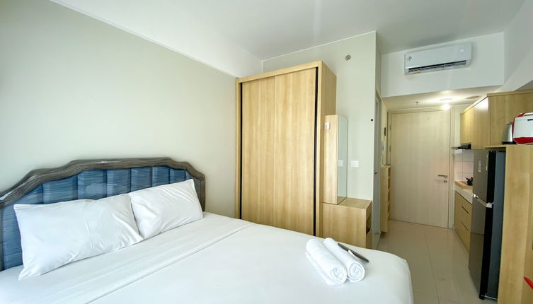 Foto 1 - Fancy And Simply Studio Room At Springlake Summarecon Bekasi Apartment