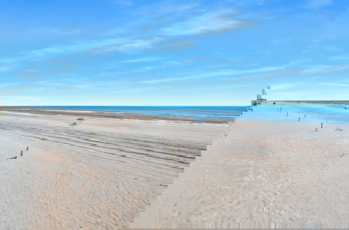 Photo 25 - Oceanfront Daytona Beach Condo w/ Beach Views