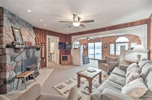 Foto 1 - Spacious Home w/ Deck on Lake Chetek