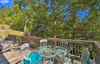 Foto 2 - Lovely Lake Hartwell Retreat: Dock, Deck & Grill