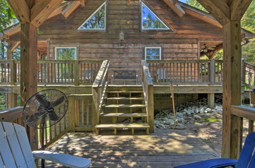 Photo 33 - Lovely Lake Hartwell Retreat: Dock, Deck & Grill