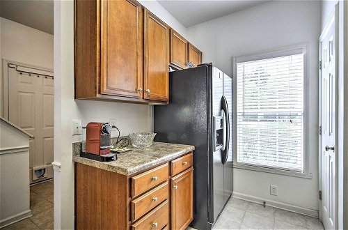 Foto 19 - Inviting High Point Townhome With Patio + Privacy