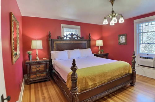 Photo 6 - Historic Mansion in the Heart of Manitou Springs Sleeps 22 Events Welcome