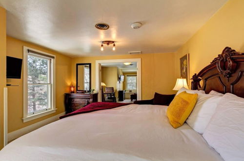 Photo 32 - Historic Mansion in the Heart of Manitou Springs Sleeps 22 Events Welcome