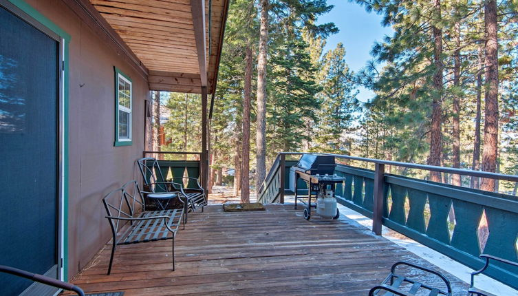 Foto 1 - South Lake Tahoe Home w/ Deck & Mountain View