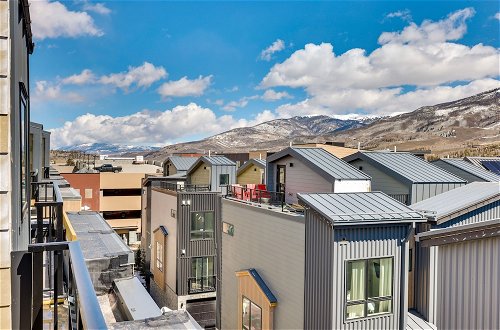 Foto 21 - Luxe Silverthorne Home w/ Rooftop View & Hot Tub
