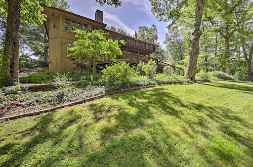 Photo 17 - Lakefront Getaway w/ Private Dock & Kayaks