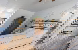Foto 2 - La Casita: Hot-tub & Firepit, 15 min to Fred!