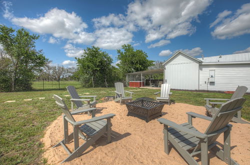 Photo 53 - Stunning Haus With Hot Tub, Grill & Fire Pit