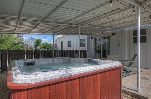 Photo 43 - Stunning Haus With Hot Tub, Grill & Fire Pit