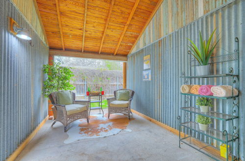 Photo 1 - Charming Bungalow With Spa! Close to Main St