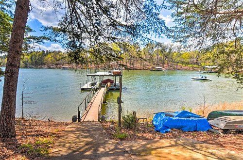 Photo 8 - Bright Oasis on Lake Hartwell w/ Boat Dock