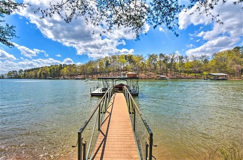 Photo 19 - Bright Oasis on Lake Hartwell w/ Boat Dock
