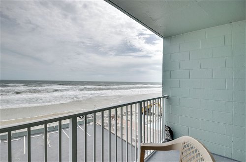 Foto 20 - Updated Daytona Beach Oceanfront Studio