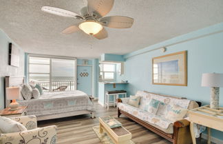 Foto 1 - Updated Daytona Beach Oceanfront Studio