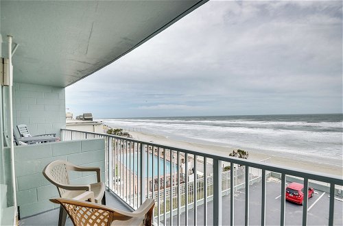 Foto 9 - Updated Daytona Beach Oceanfront Studio