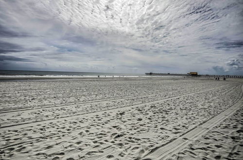 Photo 15 - Myrtle Beach Retreat w/ Ocean Access & Porch