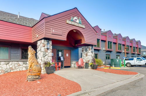 Photo 10 - Cozy Alpine Escape: Ski-in/out at Lutsen Mtns