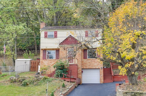 Photo 4 - Cute Home w/ Patio ~ 7 Mi to Dtwn Pittsburgh