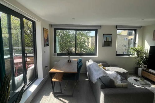 Foto 7 - Modern & Bright 2BD Flat With Balcony - Islington