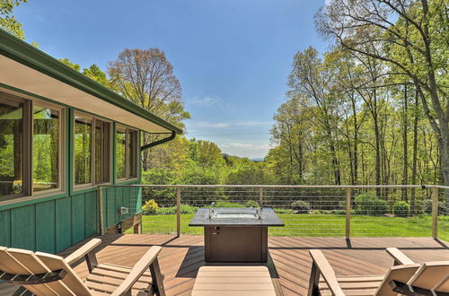 Photo 32 - Stunning Asheville Home: Hot Tub + Fire Pit