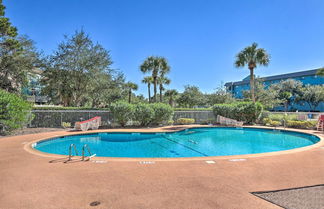 Foto 1 - South Carolina Condo w/ Beach Access, Near Golfing