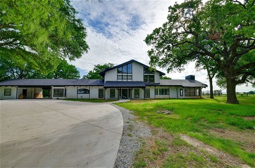 Photo 32 - Sprawling Pilot Point Home w/ Pool on 45 Acres