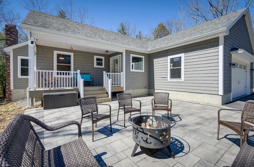 Foto 10 - Stunning Wells Home w/ Fire Pit & Porch