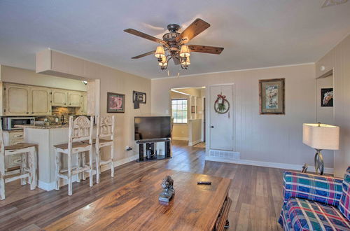 Photo 12 - Spacious Ranch Home in Historic Waxahachie