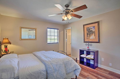 Photo 13 - Spacious Ranch Home in Historic Waxahachie