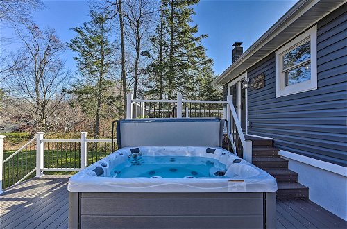 Photo 13 - Amenity-packed Mtn Home w/ Hot Tub & Fire Pit