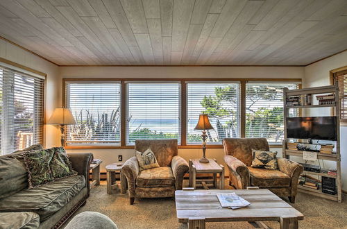 Photo 19 - Oceanfront Escape w/ Pacific Views: Surf & Explore