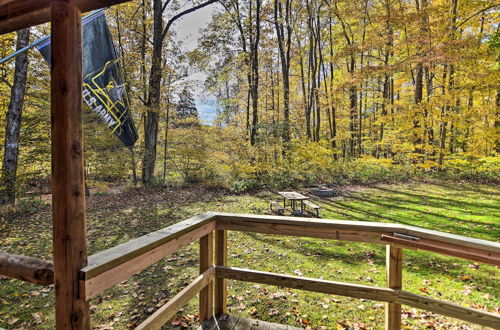 Photo 13 - Hooah Cabin Retreat w/ Grill & Step-free Access