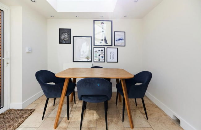 The Elmbridge Getaway - Glamorous 2bdr With Garden - Foto 5