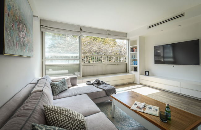 Stunning 2BR Apartment in Beeri - Foto 16