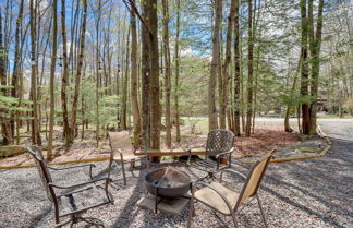 Photo 1 - Poconos Vacation Rental 6 Mi to Lake Wallenpaupack