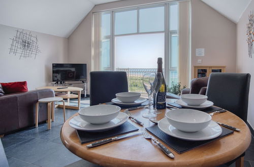 Photo 9 - Manor View - 1 Bedroom Apartment - Pendine