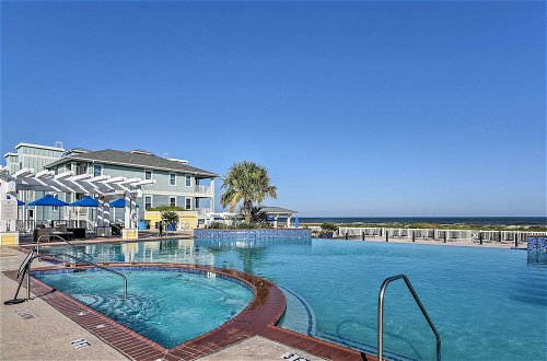 Photo 3 - Sunny Point West Resort Escape in Galveston