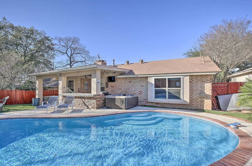 Photo 21 - San Antonio Oasis w/ Hot Tub, Pool & Outdoor Bar