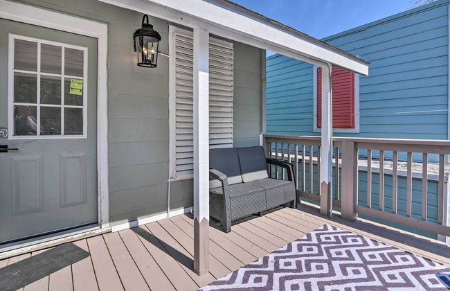 Wonderful Getaway in Galveston Minutes from Beach - Photo 32
