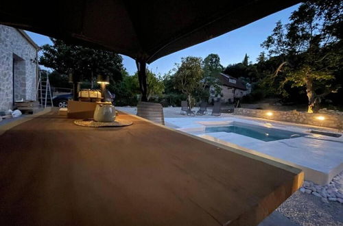 Photo 4 - Villa With Pool in Pelekas Near the Beach