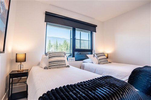 Photo 2 - Alpine Haven by Revelstoke Vacations