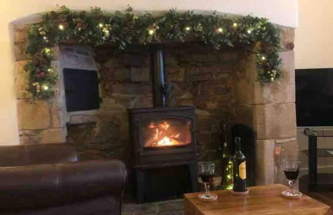 a Stunning and Cosy Character cob Cottage C1750 - Photo 22