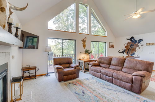 Photo 10 - Murphy Cabin w/ Deck & Sweeping Mountain Views