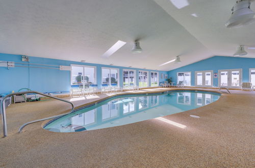 Photo 17 - Quaint Condo in Wells With Community Indoor Pool