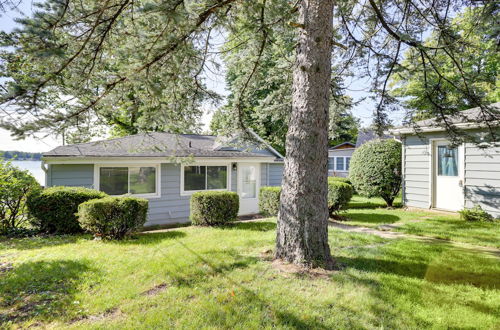 Photo 27 - Lovely Sister Lakes Cottage on Little Crooked Lake