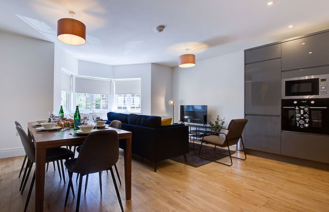 Hybrid Resi - New Malden - Foto 21
